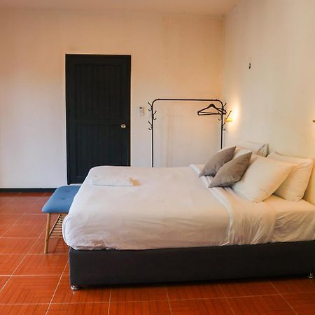 Casa Mate Beachfront Houses אל קויו מראה חיצוני תמונה