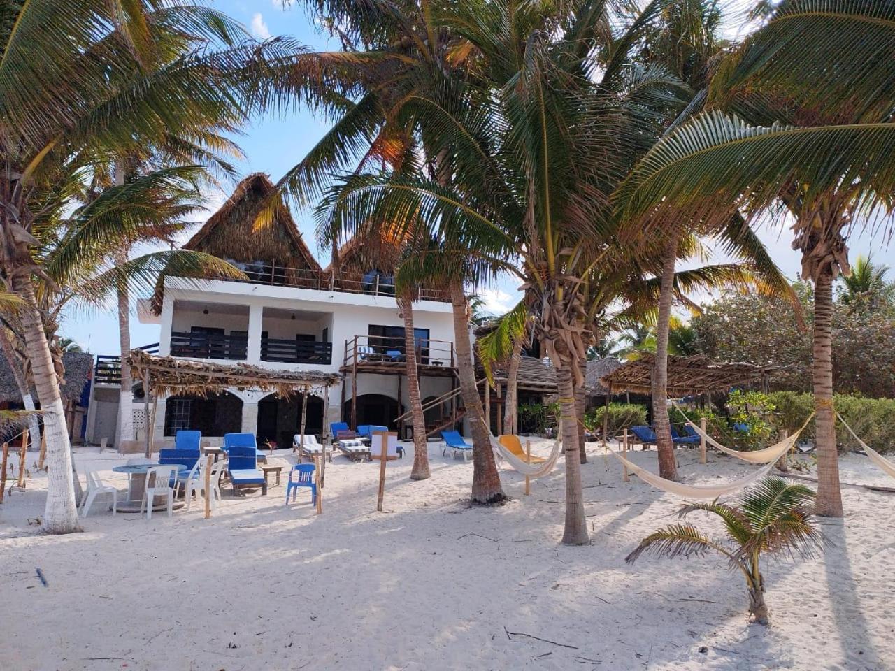 Casa Mate Beachfront Houses אל קויו מראה חיצוני תמונה