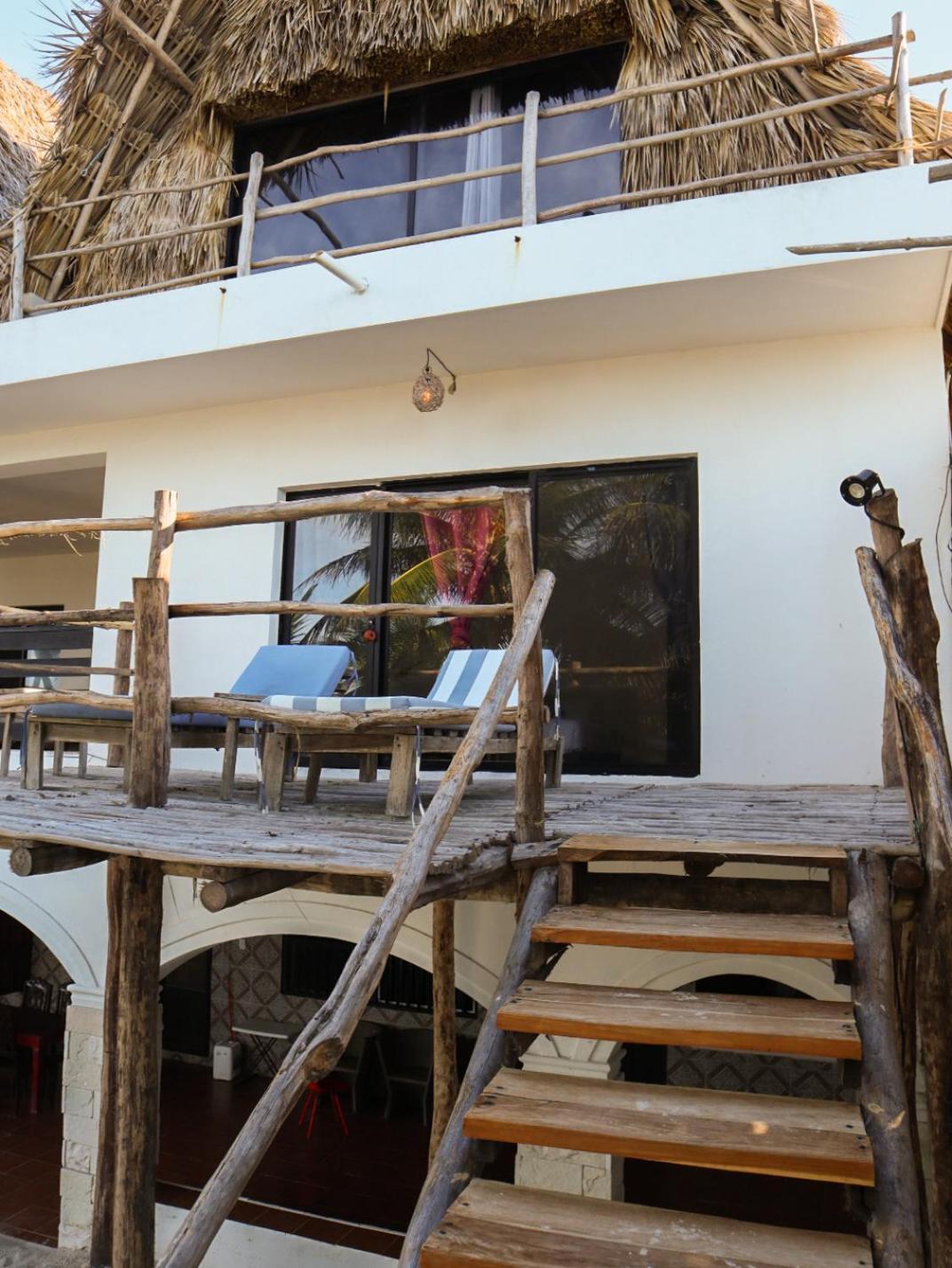 Casa Mate Beachfront Houses אל קויו מראה חיצוני תמונה