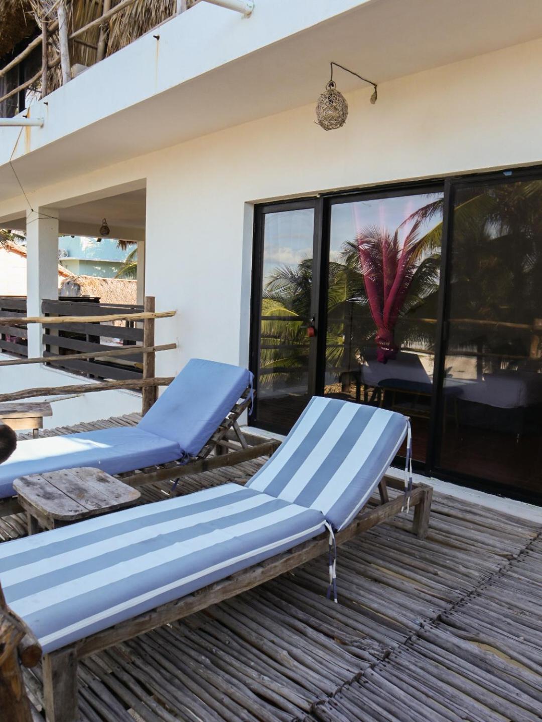 Casa Mate Beachfront Houses אל קויו מראה חיצוני תמונה